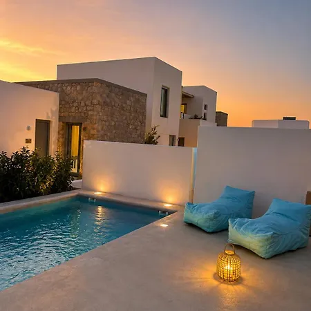 Geveria Luxury With Pool Agia Anna Naxos بيت للعطل